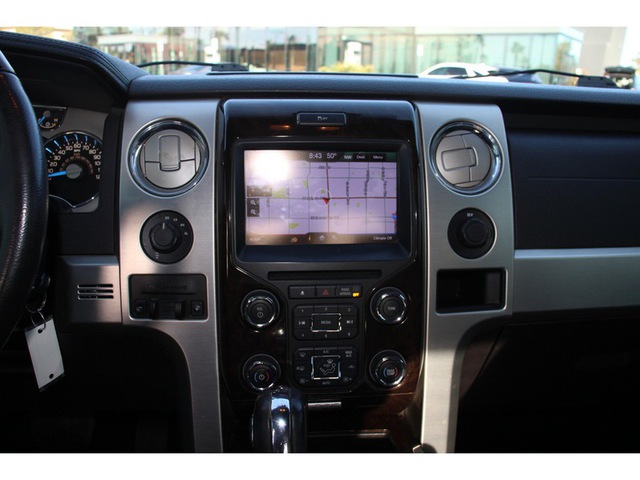 2013 Ford F-150 Platinum 4WD 145WB