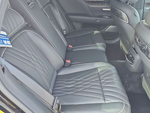 2025 Genesis G90 3.5T e-SC AWD