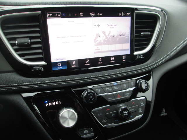 2025 Chrysler Pacifica Select FWD