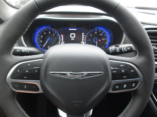 2025 Chrysler Pacifica Select FWD