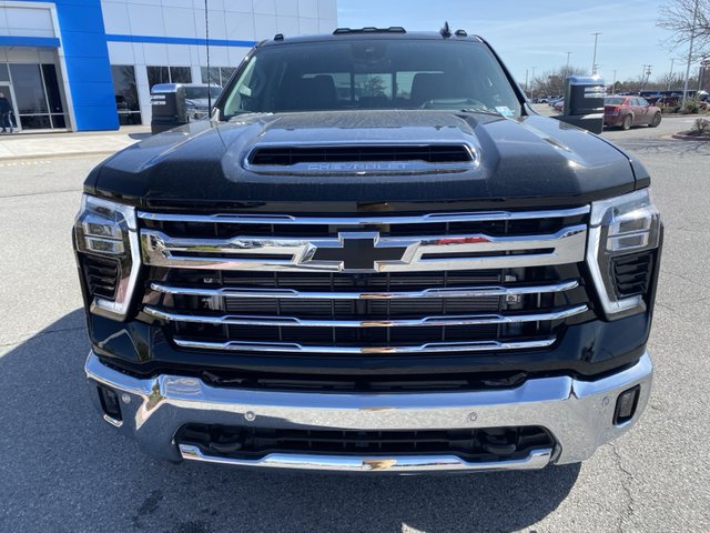 2025 Chevrolet Silverado 3500HD LTZ 4WD 172WB