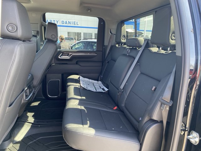 2025 Chevrolet Silverado 3500HD LTZ 4WD 172WB
