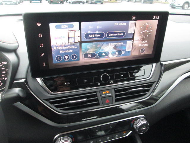 2025 Nissan Altima SR FWD