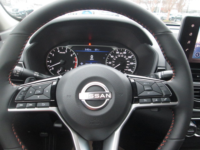 2025 Nissan Altima SR FWD
