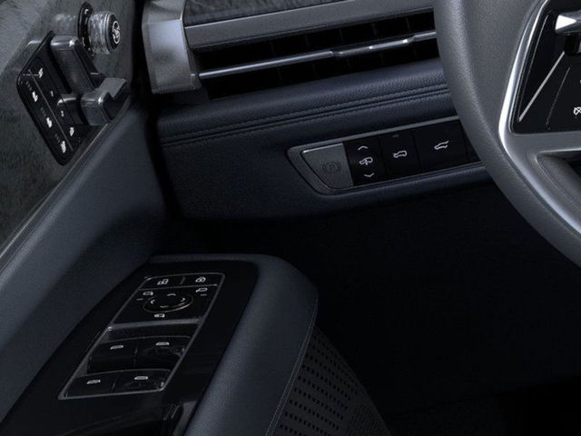 2025 Cadillac Escalade Luxury 2 AWD IQ