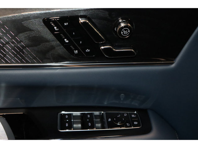 2025 Cadillac Escalade Sport 2 AWD IQ