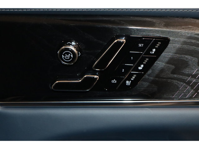 2025 Cadillac Escalade Sport 2 AWD IQ