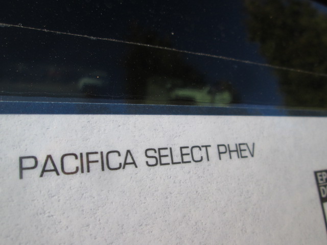 2025 Chrysler Pacifica Hybrid Select