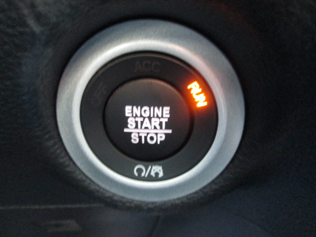 2025 Chrysler Pacifica Hybrid Select