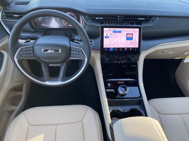2025 Jeep Grand Cherokee Limited 4WD L