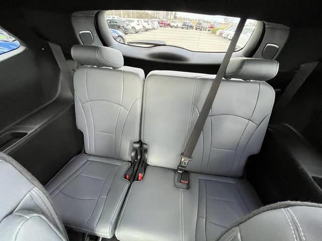 2023 Buick Enclave Essence FWD