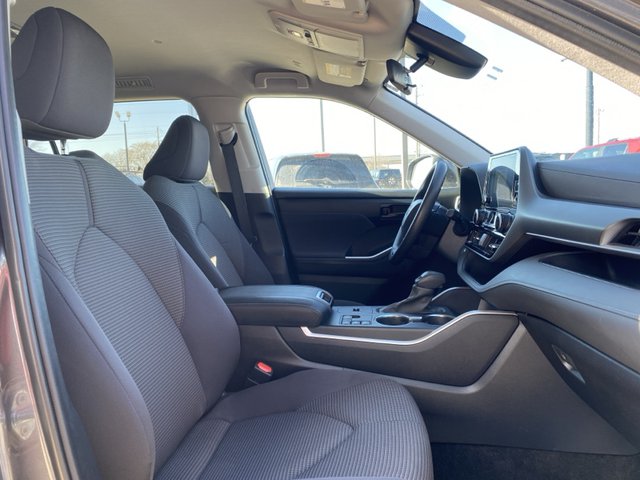2023 Toyota Highlander L FWD