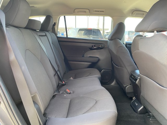 2023 Toyota Highlander L FWD