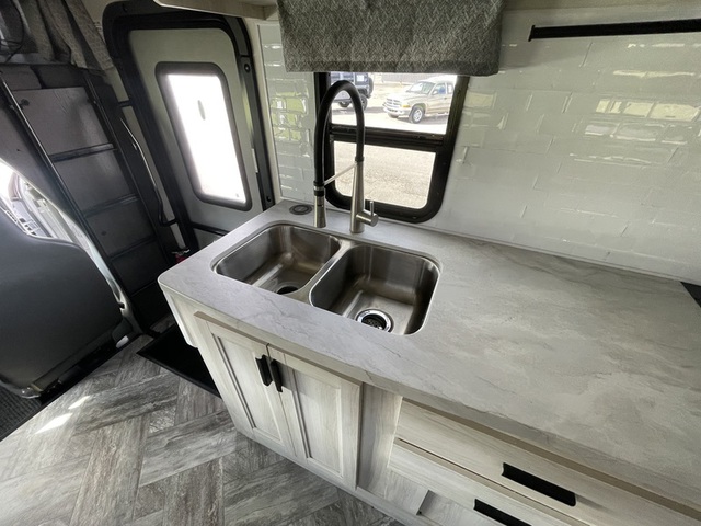 2022 Ford E-450 forestriver rv