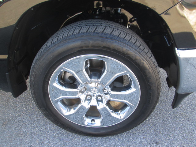 2023 Ram 1500 Big Horn 4WD 5ft7 Box