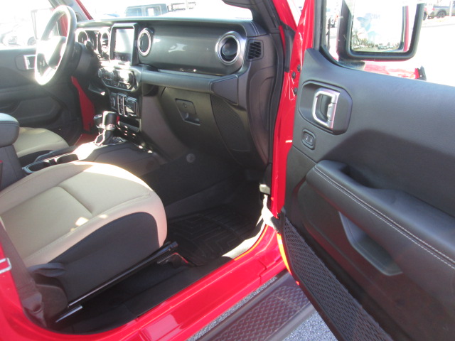 2022 Jeep Gladiator Overland 4WD
