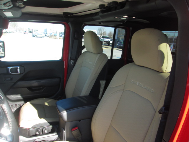 2022 Jeep Gladiator Overland 4WD
