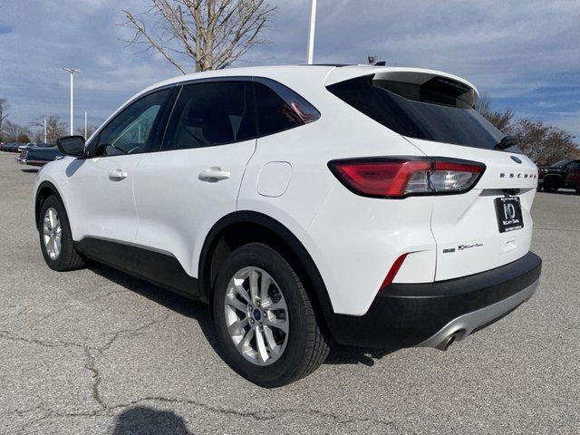 2022 Ford Escape SE FWD