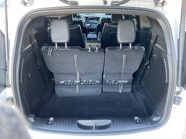 2024 Chrysler Pacifica Premium S FWD Hybrid