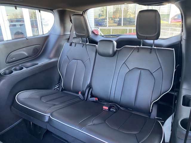 2024 Chrysler Pacifica Premium S FWD Hybrid
