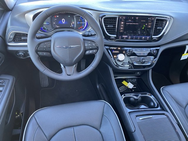 2024 Chrysler Pacifica Premium S FWD Hybrid