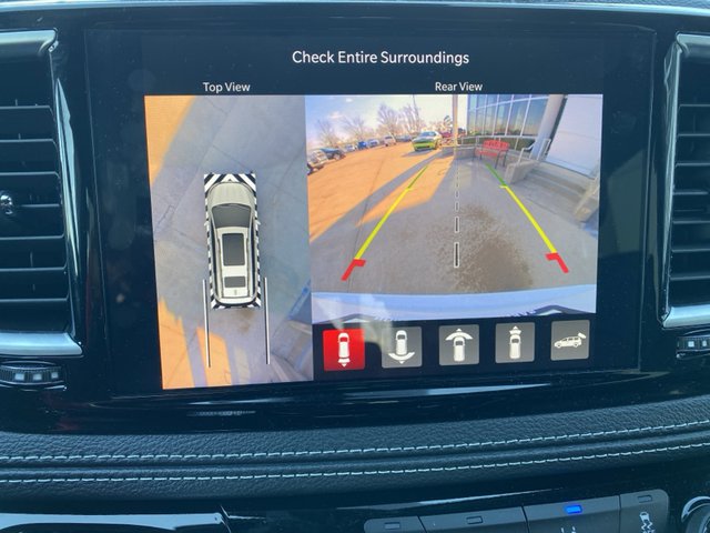 2024 Chrysler Pacifica Premium S FWD Hybrid
