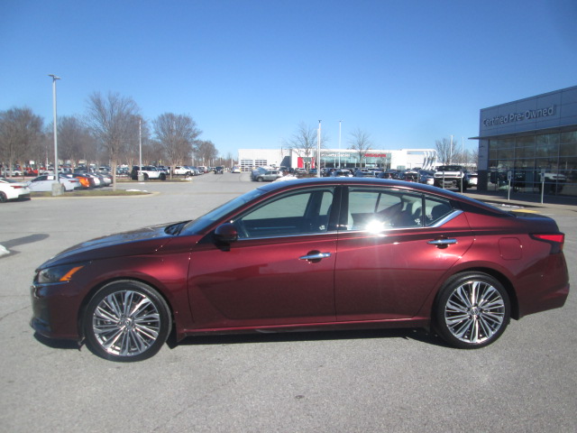 2023 Nissan Altima 2.5 SL