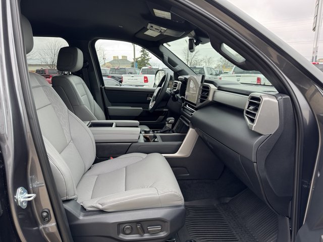 2025 Toyota Tundra Limited 4WD 5.5ft Bed