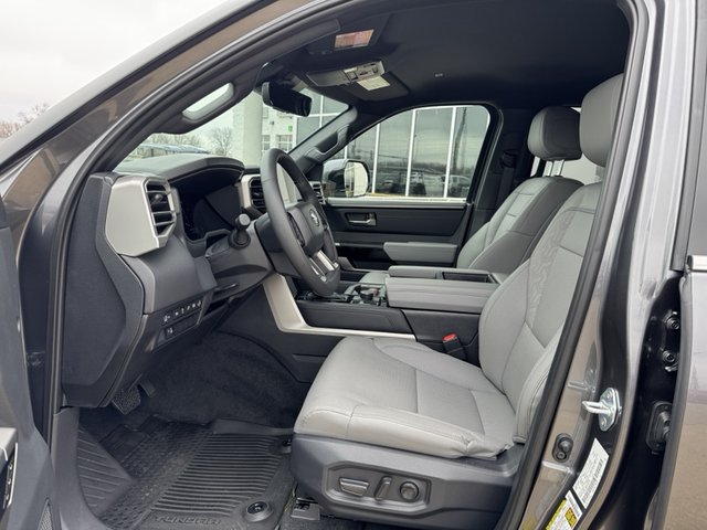 2025 Toyota Tundra Limited 4WD 5.5ft Bed