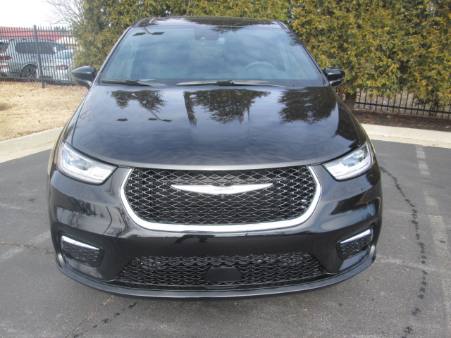 2025 Chrysler Pacifica Select FWD