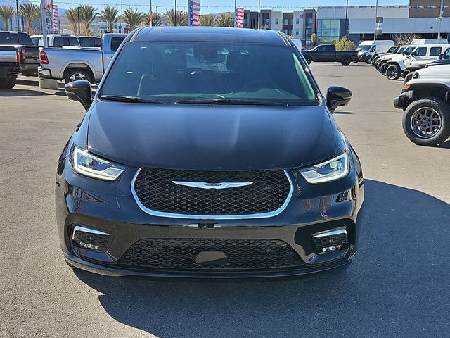 2025 Chrysler Pacifica Select FWD