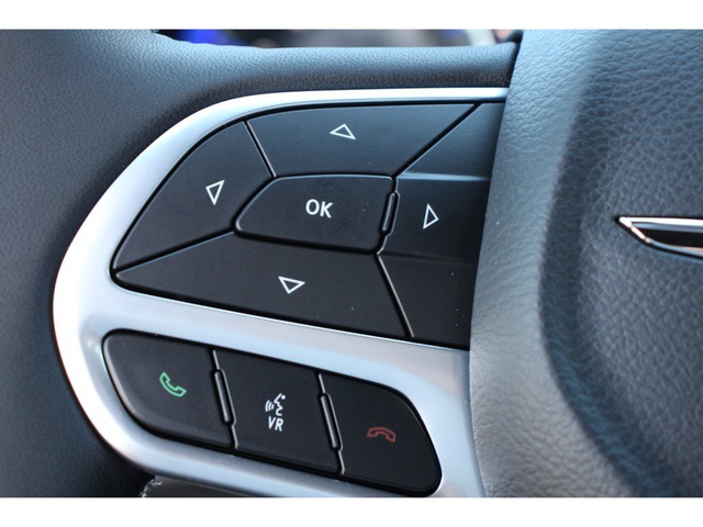 2025 Chrysler Pacifica Select FWD