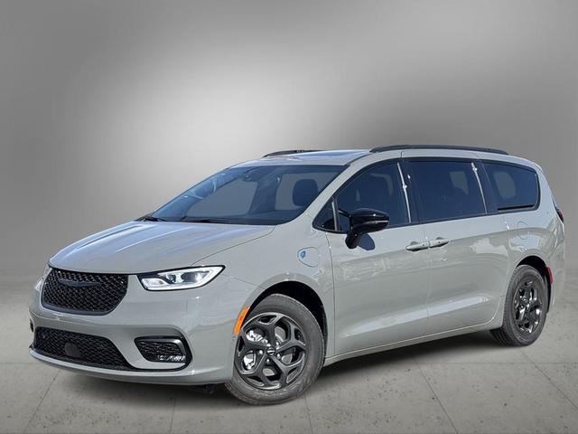 2025 Chrysler Pacifica Hybrid Premium S FWD