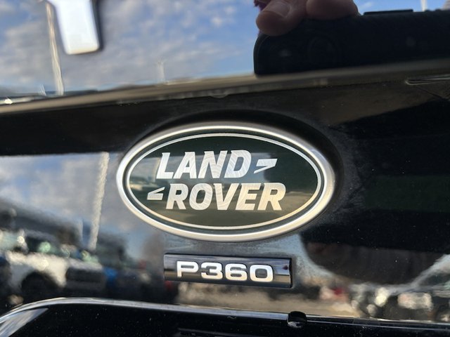 2023 Land Rover Discovery P360 Metropolitan Edition