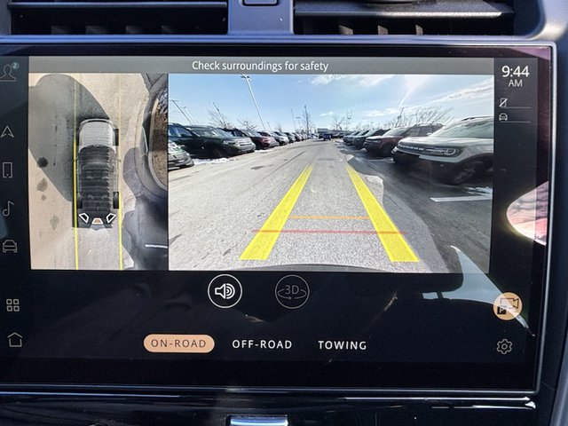 2023 Land Rover Discovery P360 Metropolitan Edition