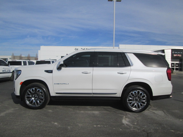 2023 GMC Yukon Denali Ultimate 4WD