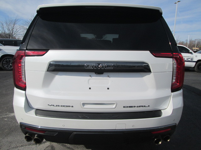 2023 GMC Yukon Denali Ultimate 4WD
