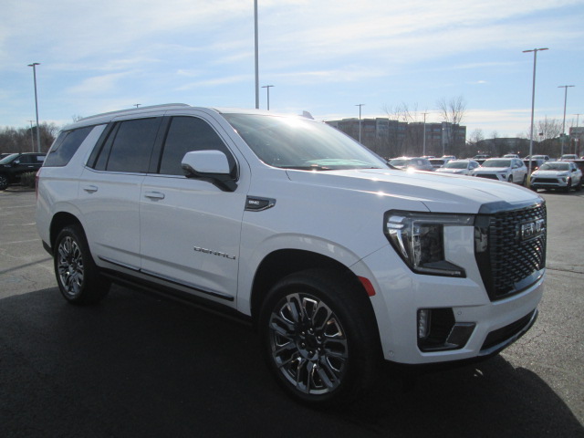 2023 GMC Yukon Denali Ultimate 4WD