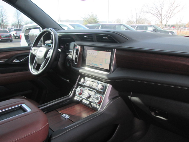 2023 GMC Yukon Denali Ultimate 4WD