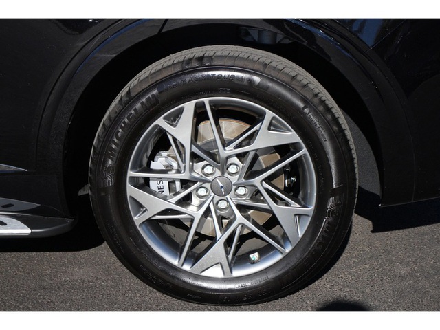 2025 Genesis GV70 2.5T AWD