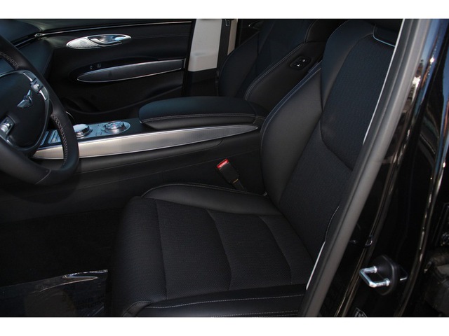 2025 Genesis GV70 2.5T AWD