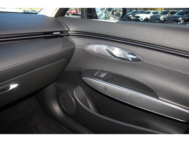2025 Genesis GV70 2.5T AWD