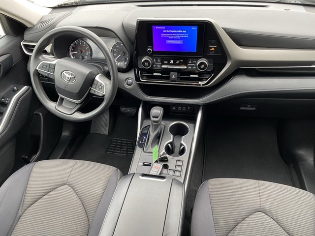 2023 Toyota Highlander L FWD