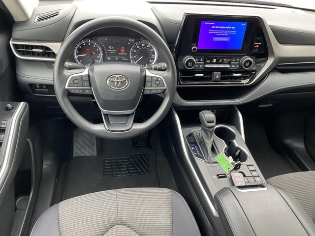 2023 Toyota Highlander L FWD
