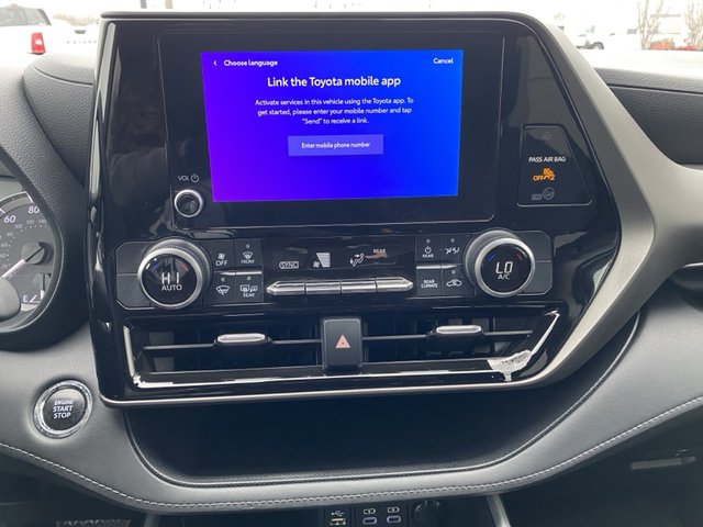 2023 Toyota Highlander L FWD