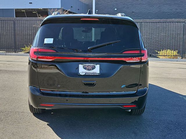 2025 Chrysler Pacifica Hybrid Premium S FWD