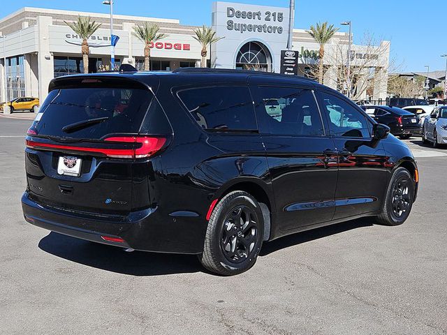 2025 Chrysler Pacifica Hybrid Premium S FWD