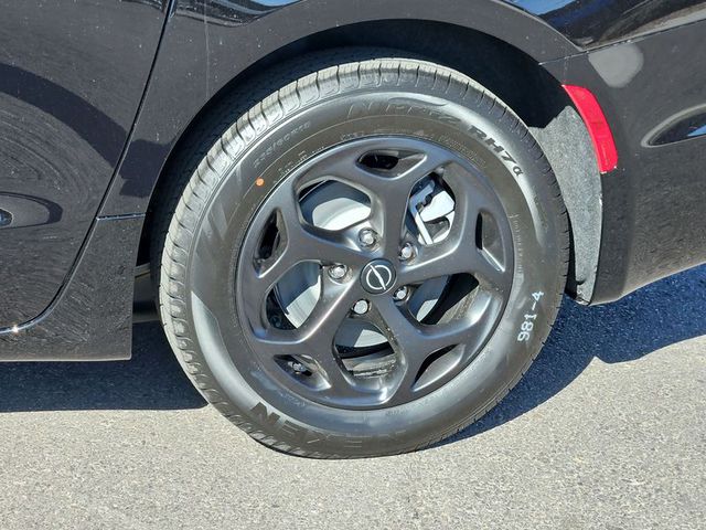 2025 Chrysler Pacifica Hybrid Premium S FWD