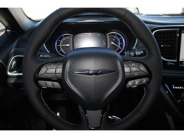 2025 Chrysler Pacifica Hybrid Premium S FWD