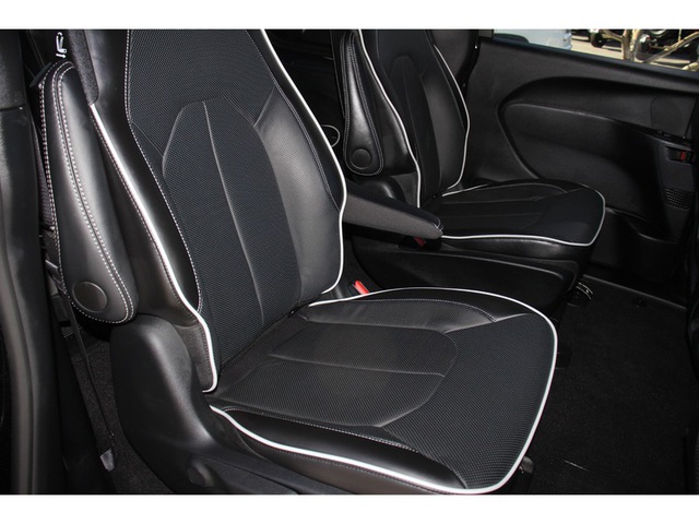 2025 Chrysler Pacifica Hybrid Premium S FWD